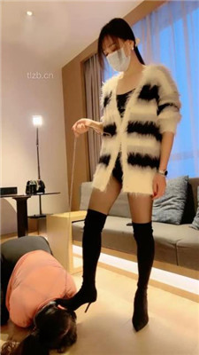 图片[2]_【丹祖宗】双S-带素人闺蜜入圈-骑马转胯踩狗头/吃白袜烟灰圣水_HD绳艺资源