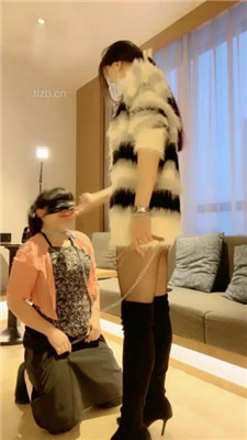 图片[3]_【丹祖宗】双S-带素人闺蜜入圈-骑马转胯踩狗头/吃白袜烟灰圣水_HD绳艺资源