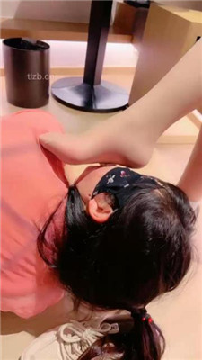 图片[18]_【丹祖宗】双S-带素人闺蜜入圈-骑马转胯踩狗头/吃白袜烟灰圣水_HD绳艺资源