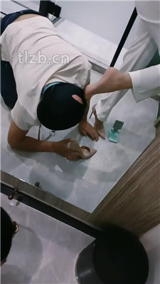 图片[11]_【多多】高跟肉丝脚踩踏碾压_HD绳艺资源