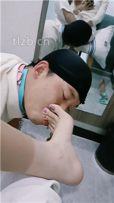 图片[15]_【多多】高跟肉丝脚踩踏碾压_HD绳艺资源