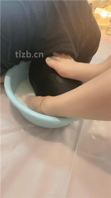 图片[14]_【苒溪】双S-家奴伺候素人闺蜜-品尝玉足_HD绳艺资源