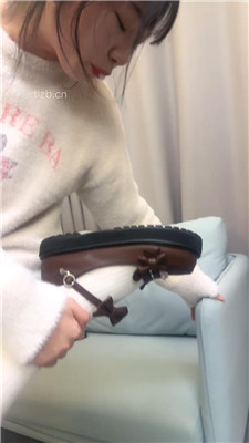 图片[12]_【狗哥】可爱反差素人S-原味白袜丝袜恋足舔_HD绳艺资源