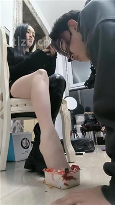 图片[10]_【安晴】艺术喂口水/长靴黑丝舔/桌底伺候/踩踏喂食_HD绳艺资源