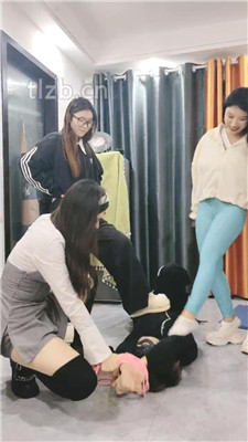 图片[17]_【尤物大大】3S超强群虐母畜霸凌羞辱-奴下奴【三视角完整版】_HD绳艺资源