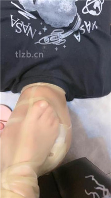 图片[12]_【香芋朱朱】姐妹花虐男友-骑马圣水/臭脚窒息/舔拖鞋【双视角版】_HD绳艺资源