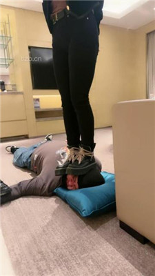 图片[16]_【梦樱】双S-短靴全体重踩狗头/白袜黑丝脚捂脸【双视角版】_HD绳艺资源