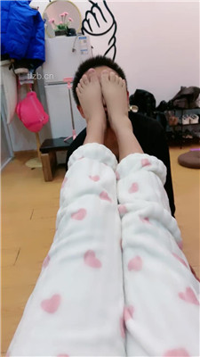 图片[2]_【西西】臭脚丫捂狗脸_HD绳艺资源