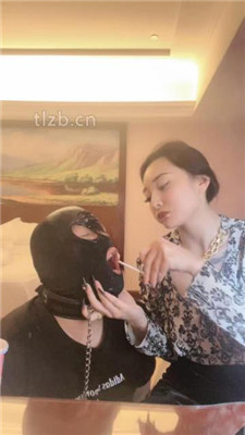 图片[6]_【小月牙】贵妇玩狗-吃口水闻享受/舔鞋/丝袜塞嘴/物化人体托盘_HD绳艺资源