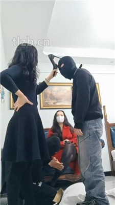 图片[4]_【月主】双主虐双奴-鞋抽耳光/舔脏鞋底/踢踹【双视角完整版】_HD绳艺资源