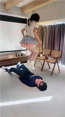 图片[8]_【双胞胎萌萌】JK小主调双奴-高难度挑战踢踹踩跺/口水吐脸搓_HD绳艺资源