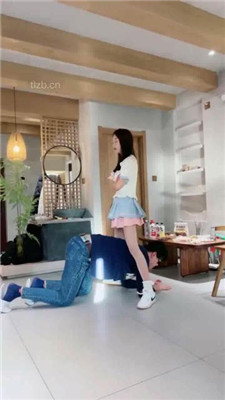 图片[16]_【双胞胎萌萌】JK小主调双奴-高难度挑战踢踹踩跺/口水吐脸搓_HD绳艺资源