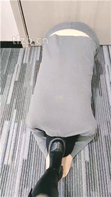 【陌影夫妻】夫妻主长靴踩踏/坐脸窒息_HD绳艺资源