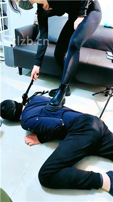 图片[7]_【文文文】双S-脏鞋蹂躏踩踏脚垫狗【四视角版】_HD绳艺资源