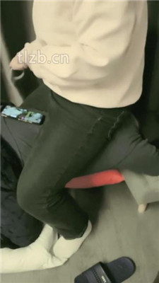 图片[3]_【樊樊】跪舔长靴原味白袜/数据线训练_HD绳艺资源