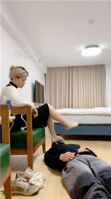 图片[7]_【甜味药丸】艺术闻鞋闻袜/转胯爬行_HD绳艺资源