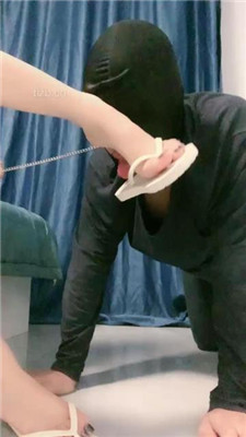 图片[6]_【P崽】拖鞋踩狗头/闻舔裸足/脚趾夹狗舌_HD绳艺资源