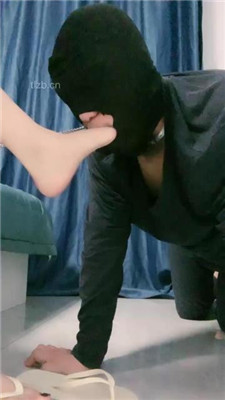 图片[7]_【P崽】拖鞋踩狗头/闻舔裸足/脚趾夹狗舌_HD绳艺资源