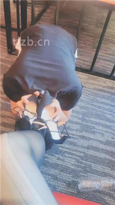 图片[11]_【桃一】高跟黑丝犬化家奴-赏赐圣水【完整版】_HD绳艺资源