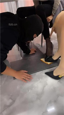 图片[10]_【喵主】办公室双S-桌底跪舔/踩踏喂食/口水吐脸_HD绳艺资源