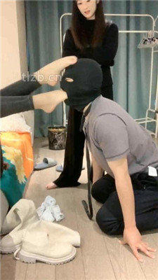 图片[15]_【七七】闺蜜双调-坐垫舔脚/裸足深喉/浓痰踩踏【双视角版】_HD绳艺资源