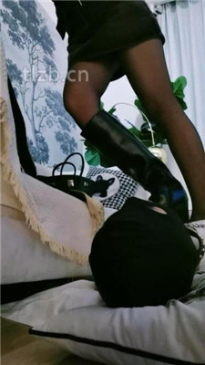 图片[18]_【一禾】玩弄同事-转胯耳光羞辱_HD绳艺资源