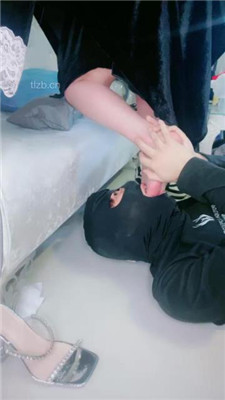 图片[6]_【薇主】裸足美腿狂舔_HD绳艺资源