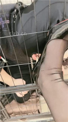 图片[2]_【猫咪大大】真实圈养狗-舔脏鞋底/吃剩饭剩菜/开发圣水_HD绳艺资源