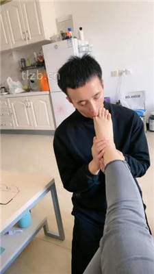 图片[4]_【嘉文】长靴踩踏/闻舔白袜/家务奴_HD绳艺资源