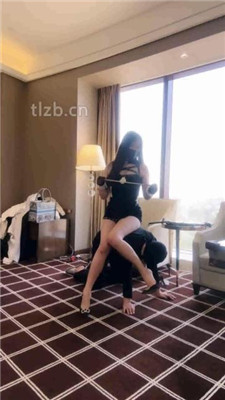 图片[6]_【琪琪大人】给狗立规矩-全体重跳踩/原味+晨尿+口水_HD绳艺资源