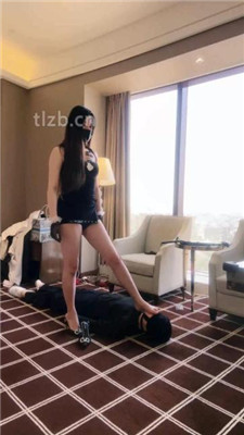 图片[8]_【琪琪大人】给狗立规矩-全体重跳踩/原味+晨尿+口水_HD绳艺资源