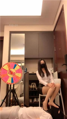 图片[10]_【宝爷】多双鞋全体重踩踏/骑脖/舔内裤_HD绳艺资源