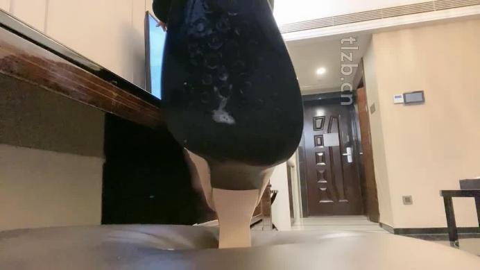 图片[15]_【zaizz】长靴黑丝蹂躏脚下奴_HD绳艺资源