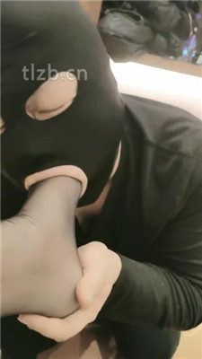 图片[2]_【狐妹】狂舔黑丝裸足/骑脖_HD绳艺资源