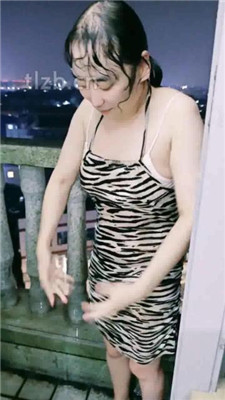 图片[3]_【月炎】寒夜让母畜跪户外舔脚_HD绳艺资源