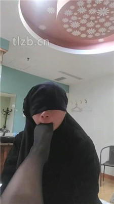 图片[6]_【姗姗】黑丝白船袜插嘴恋足舔_HD绳艺资源