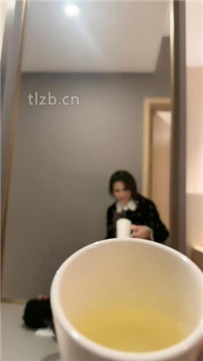 图片[9]_【亚兮】长靴高跟踩地毯/肉丝脚狂舔_HD绳艺资源