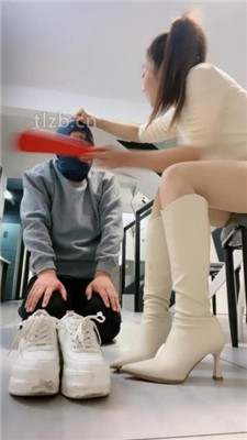 图片[20]_【魅儿】重度训练/骑马爬行/袜子塞嘴闻鞋窝/赏赐圣水_HD绳艺资源