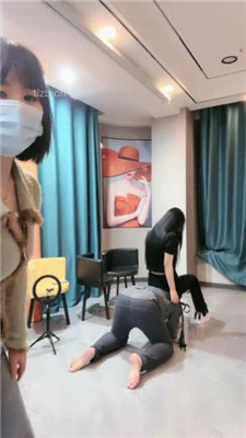 图片[14]_【鱼糯糯】双S-吊绑贱奴疯狂虐打/揪耳骑脖/转胯/耳光裸足插嘴_HD绳艺资源