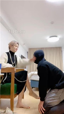 图片[11]_【甜味药丸】运动后艺术闻棉袜/裸足狂舔_HD绳艺资源