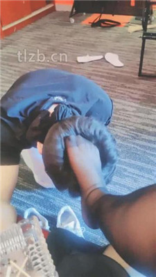 【桃一】圈养犬化-黑丝高跟虐_HD绳艺资源