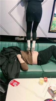 图片[17]_【梓S】KTV-群调S玩虐老板/骑脖/踩踏【完整版】_HD绳艺资源