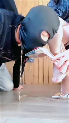 图片[2]_【缘彼大大】桌下虐狗-舔脚/丝足深喉-圣水口水_HD绳艺资源