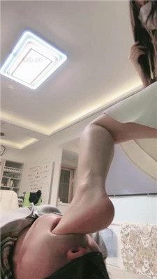 图片[18]_【月影儿】开发暗恋者做狗-高跟踩踏/脚插嘴_HD绳艺资源