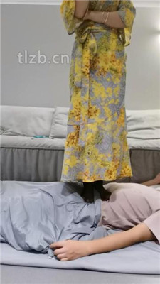 图片[3]_【安安】高难度挑战踩狗头/黑丝高跟全体重踩踏_HD绳艺资源