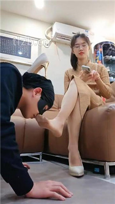 图片[2]_【嘉妮】揪耳朵/闻舔高跟肉丝美腿/伺候沐足【双视角版】_HD绳艺资源