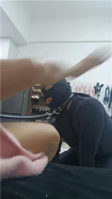 图片[7]_【冷皇】袜子塞嘴高难度挑战踢踹_HD绳艺资源