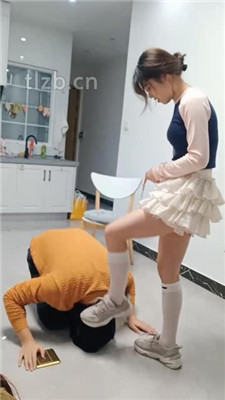 【芮瑶】跪舔白丝/骑马/坐脸窒息【完整版】_HD绳艺资源