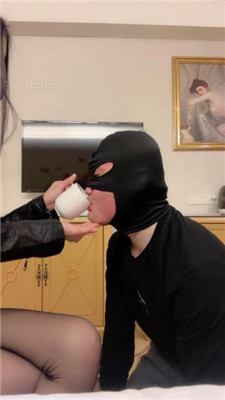 图片[13]_【冰爷】跪舔长靴黑丝/转胯/丝袜塞嘴踩踏_HD绳艺资源