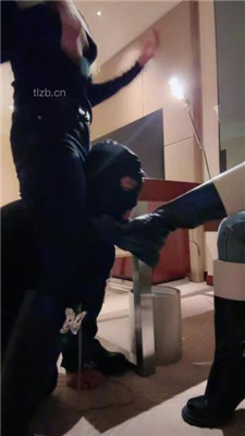 图片[19]_【梦樱】双S-长靴踢踹/吐口水/舔脏鞋底/踩踏喂食【双视角版】_HD绳艺资源